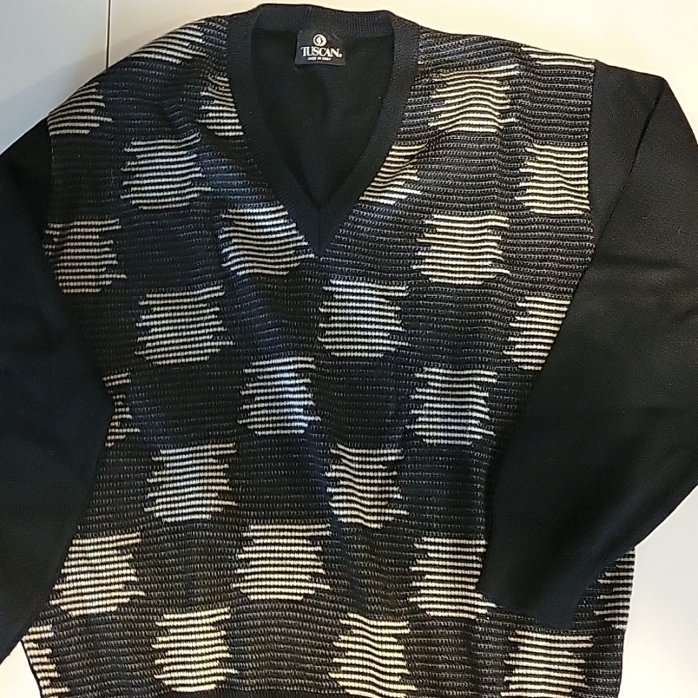 Tuscan v-neck sweater